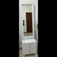 میز آرایش آیینه قدی