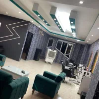 یک واحد تجاری برای فروش
