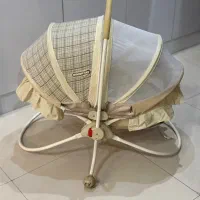 گهواره کودک همراه ، و نوعی پشه بند