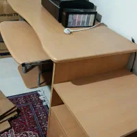 میز تحریر بزرگ چوبی