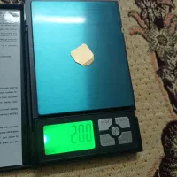 ۲ گرم طلای اب شده با انگ عیار ۷۵۰