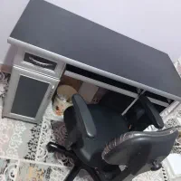 میز و صندلی
