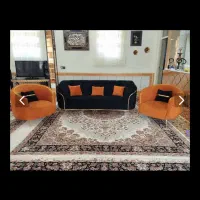 مبل چستر ۵نفره همراه با میز وسط