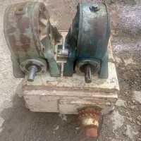 گیربکس دور متغیر و دوعدد گیربکس VF86 بالابر