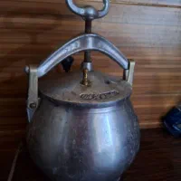 زودپز قدیمی ۵ لیتری در حد نو