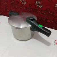 زودپز زود پز آلمانی استیل کف چدنی درحدنو جنس مرغوب