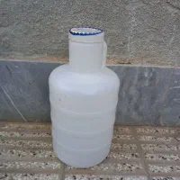 دبه خیارشوری دانه ای چهل هزار تومن