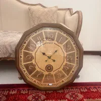 ساعت دیواری