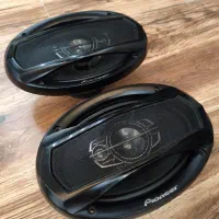 باند پایونیر ۶۹۷۵