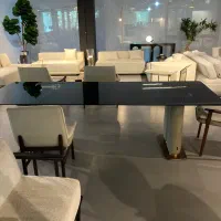 فروشنده خانوم