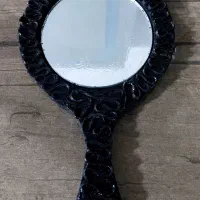 ایینه دسته دار