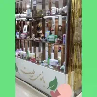 فروش کامل دکور،ویترین،کمد،طبقات میزکانتور وصندلی