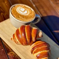 به یک فروشنده خانم نیازمندیم