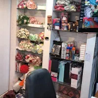 دکور قفسه ویترین درحد نو مناسب کلیه اصناف