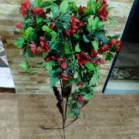گل و گلدان فلزی