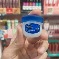 صابون بیکینی و وازلین لب و ماسک بیوآکوا