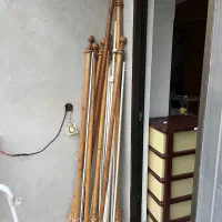 فروش یکجا میله پرده فلزی و چوبی دست دوم