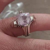 انگشتر نو سنگها هنوز سوار نشده اند