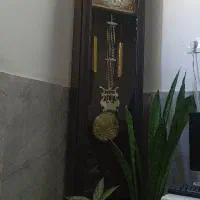 ساعت ایستاده چوبی