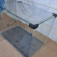 آکواریوم شیشه خم