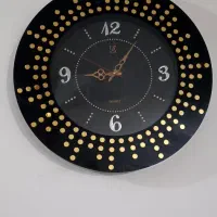 ساعت دیواری