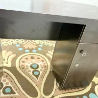 میز|میز تحریر و کامپیوتر|جم, |دیوار