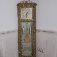ساعت ایستاده برنجی