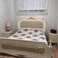 سرویس کامل تخت و میز آرایش با تشک