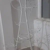 استند گلدان (پایه فلزی گلدان)