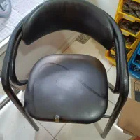 صندلی آهنی اداری