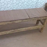 سه عدد نیمکت