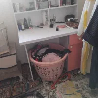 میزتحریرسالم ۳ تومن به علت کمبود جامیفروشم