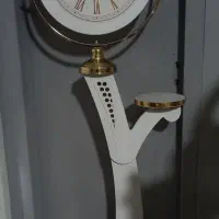 ساعت ایستاده