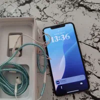 ایفونxs maxs256lla