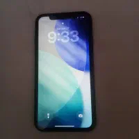 ایفون ۱۱نرمال بسیار تمیز به تضمین