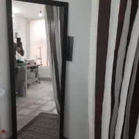 آینه قدی با قاب چوبی