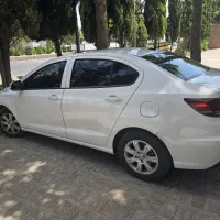 شاهین g