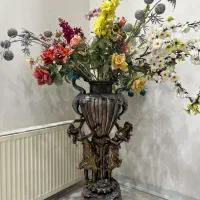 گلدان پلی‌استر همراه با گل کیفیت خارجی