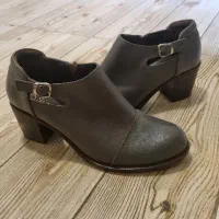 کفش چرم طبیعی سایز۳۸