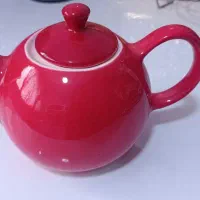 قوری قرمز شیک