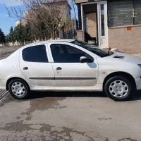 پژو206V8