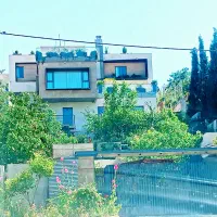 دو خواب حیاط اختصاصی