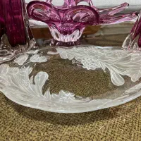 شیرینی خوری ۳۶ سانتی گل لیلیوم ژاپن با جعبه و ظرف