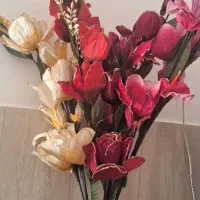 گلدان همراه با گل مصنوعی خارجی