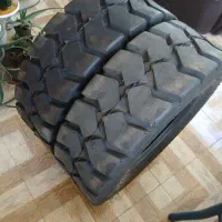 یه جفت لاستیک جلو لیفتراک