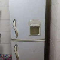 یخچال فریزر دو طبقه