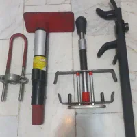تعدادی لوازم ماشین
