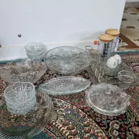 تعدادی ظروف