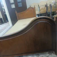 تخت یک نفره
