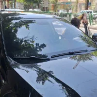 شیشه دودی نصب در محل